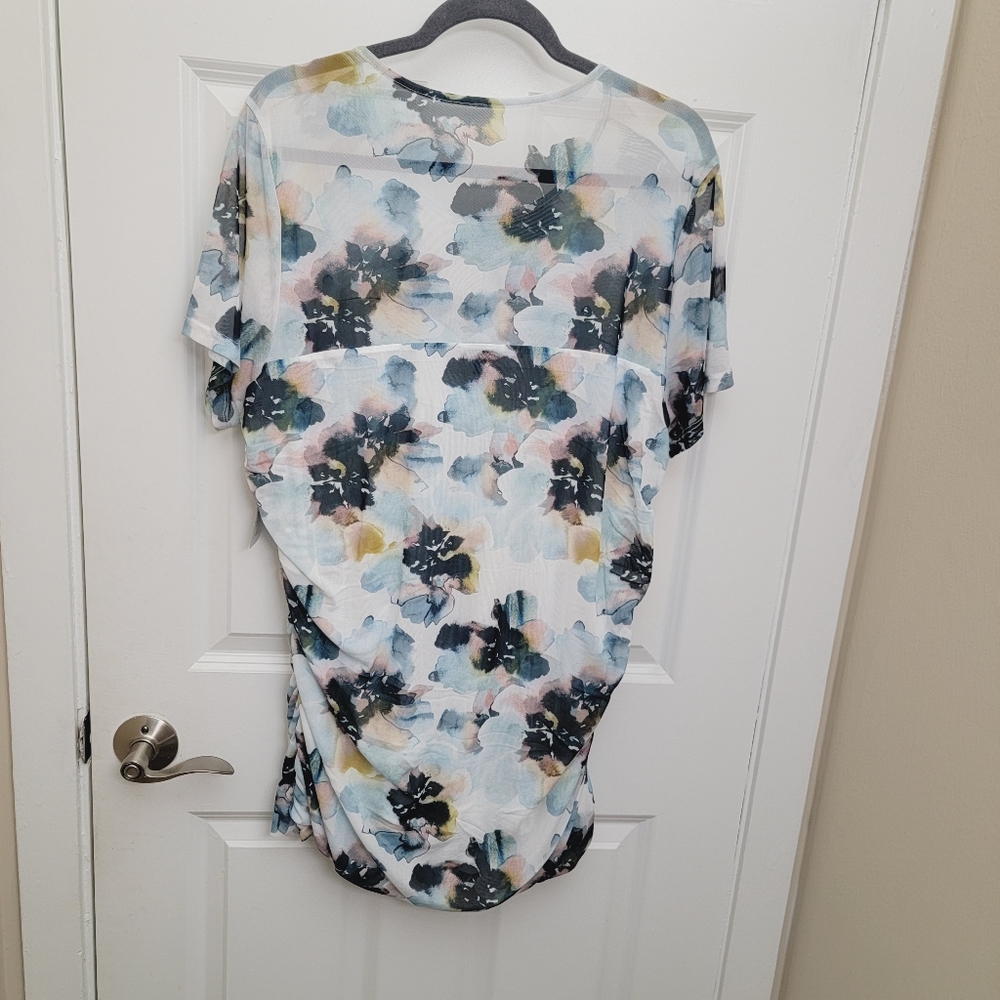 TORRID Stretch Floral Mesh Crew Neck Ruched Top Blouse - Picture 8 of 11